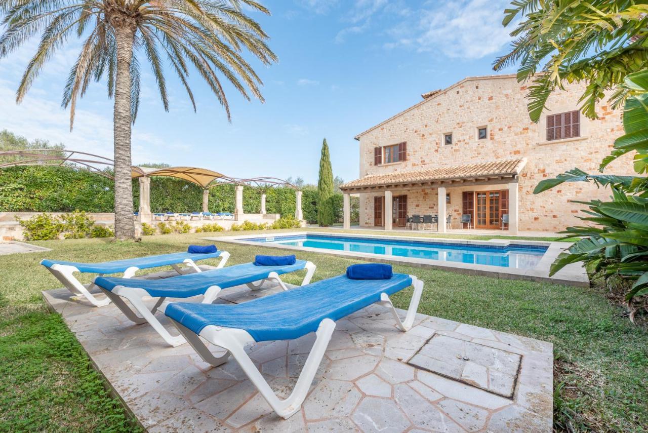 Villa Sa Bassa Des Castellet By Mallorca House Rent Llombarts